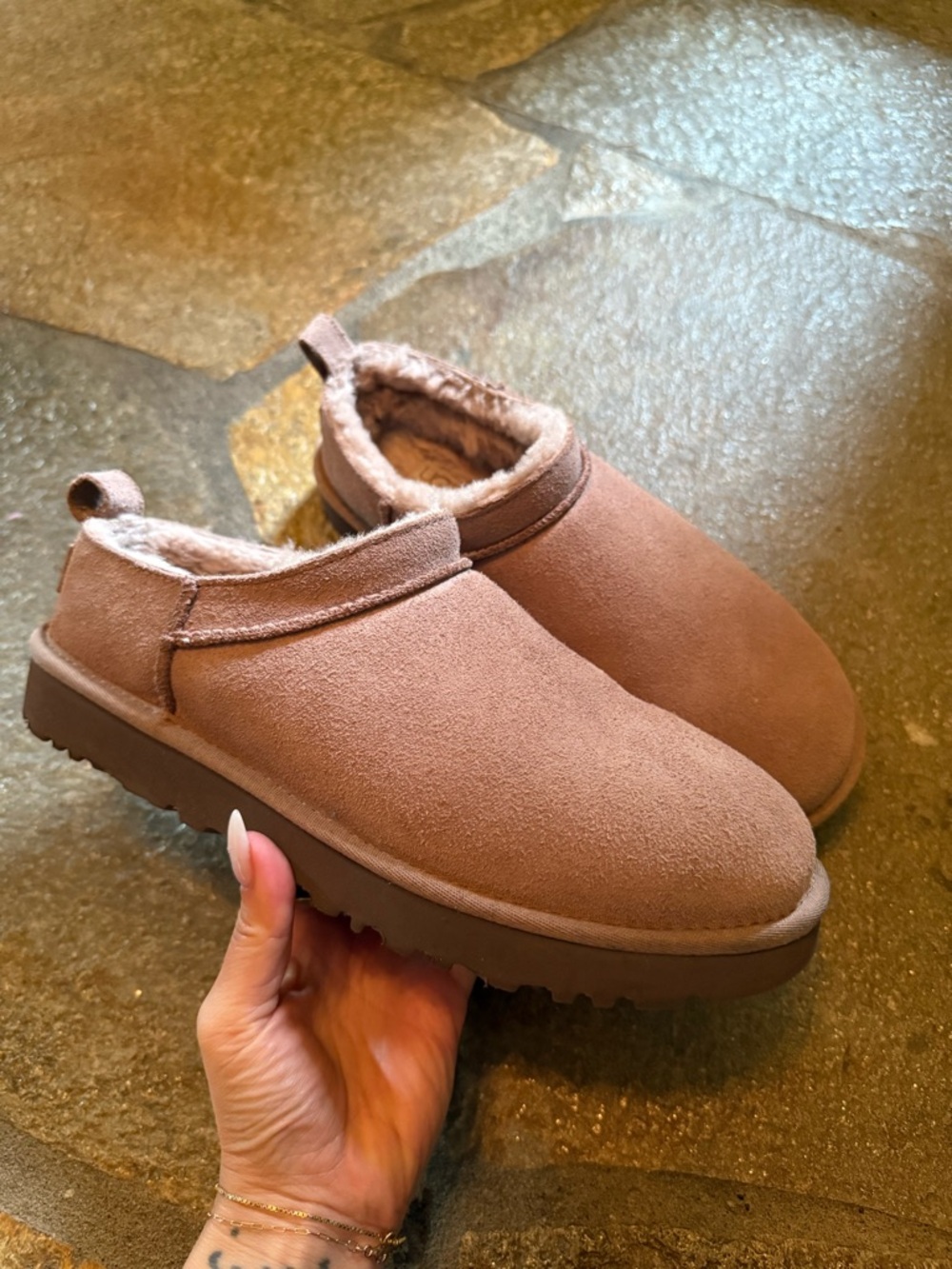 Ugg Classic Micro Slip-on, sz 8